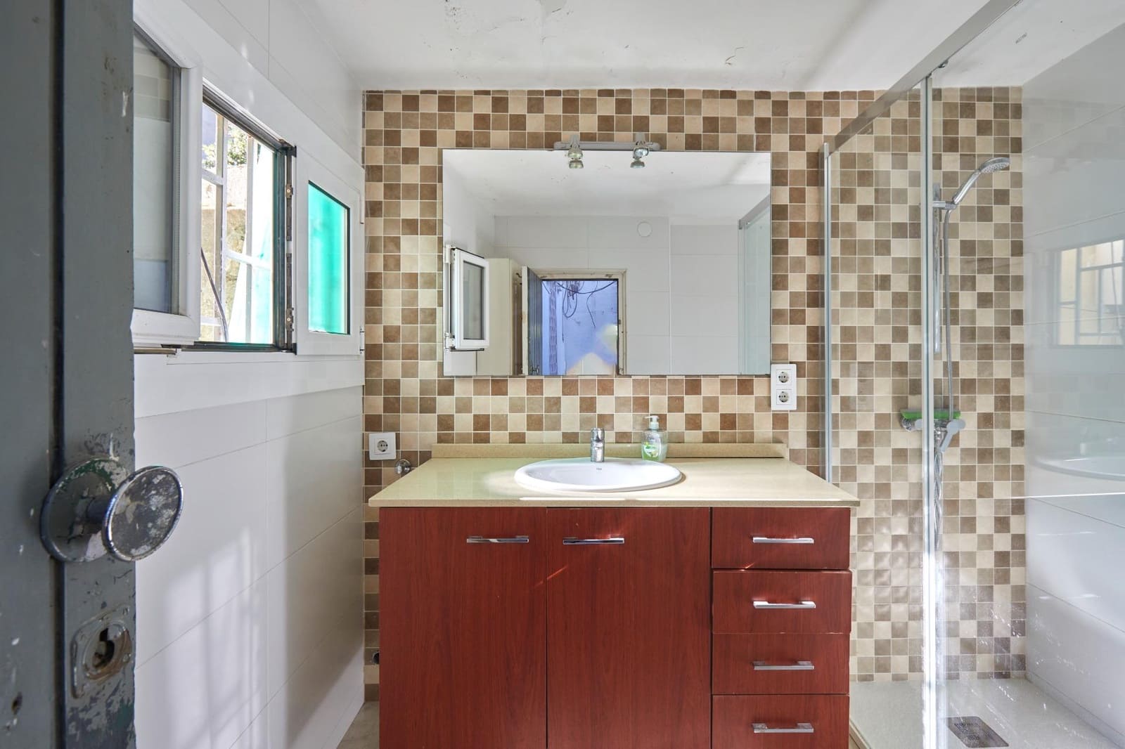 Finca/Casa Rural de 2 habitaciones en Barcelona ciudad en venta - 595.000 € (Ref: 9640762)