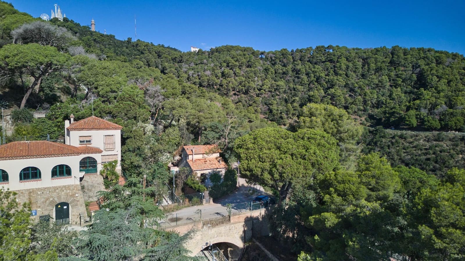 Finca/Casa Rural de 2 habitaciones en Barcelona ciudad en venta - 595.000 € (Ref: 9640762)