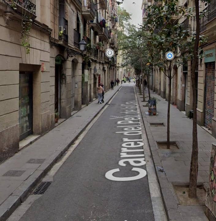 Local Comercial en Barcelona ciudad en venta - 210.000 € (Ref: 9640763)