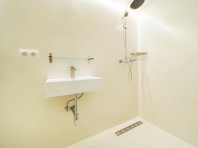 Local Comercial en El Raval, Barcelona ciudad en venta - 210.000 € (Ref: 9640763)