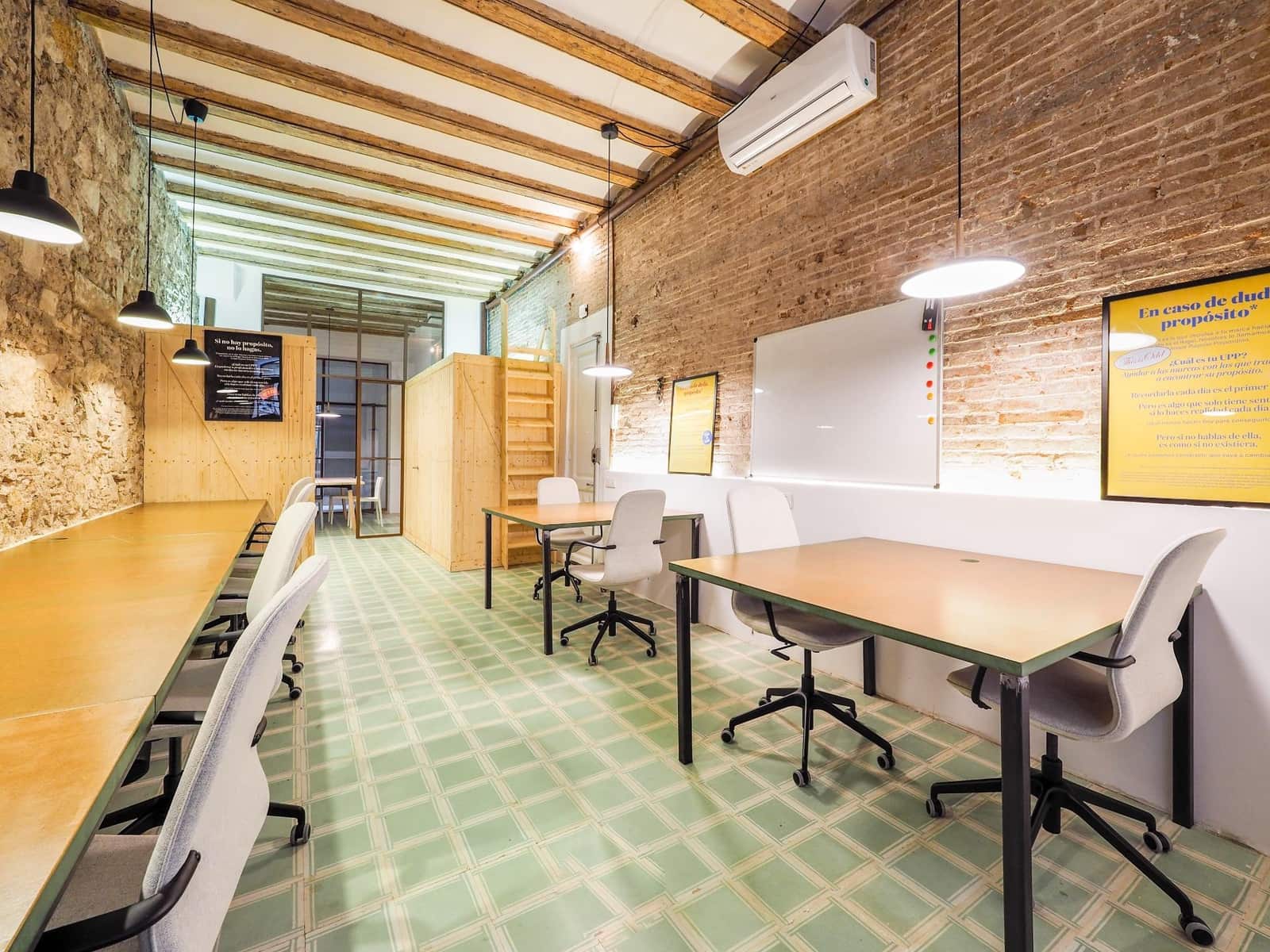 Local Comercial en Barcelona ciudad en venta - 210.000 € (Ref: 9640763)