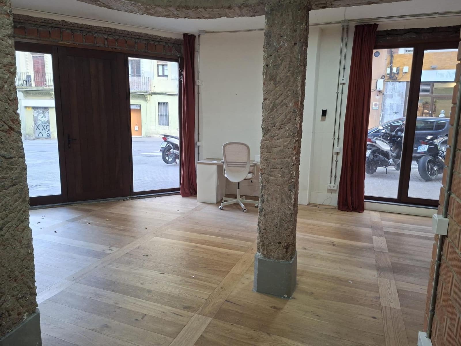 Kaupallinen vuokrattavana paikassa Barcelona kaupunki - 1 400 € (Ref: 9640769)