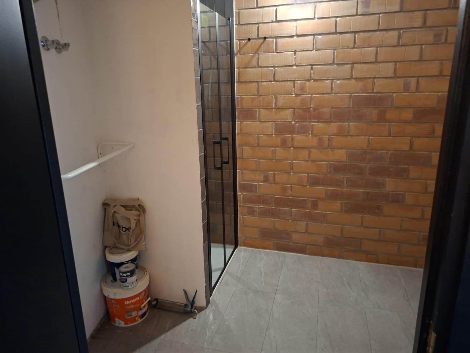 Kaupallinen vuokrattavana paikassa Barcelona kaupunki - 1 400 € (Ref: 9640769)