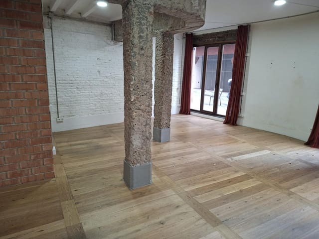 Kaupallinen vuokrattavana paikassa Barcelona kaupunki - 1 400 € (Ref: 9640769)