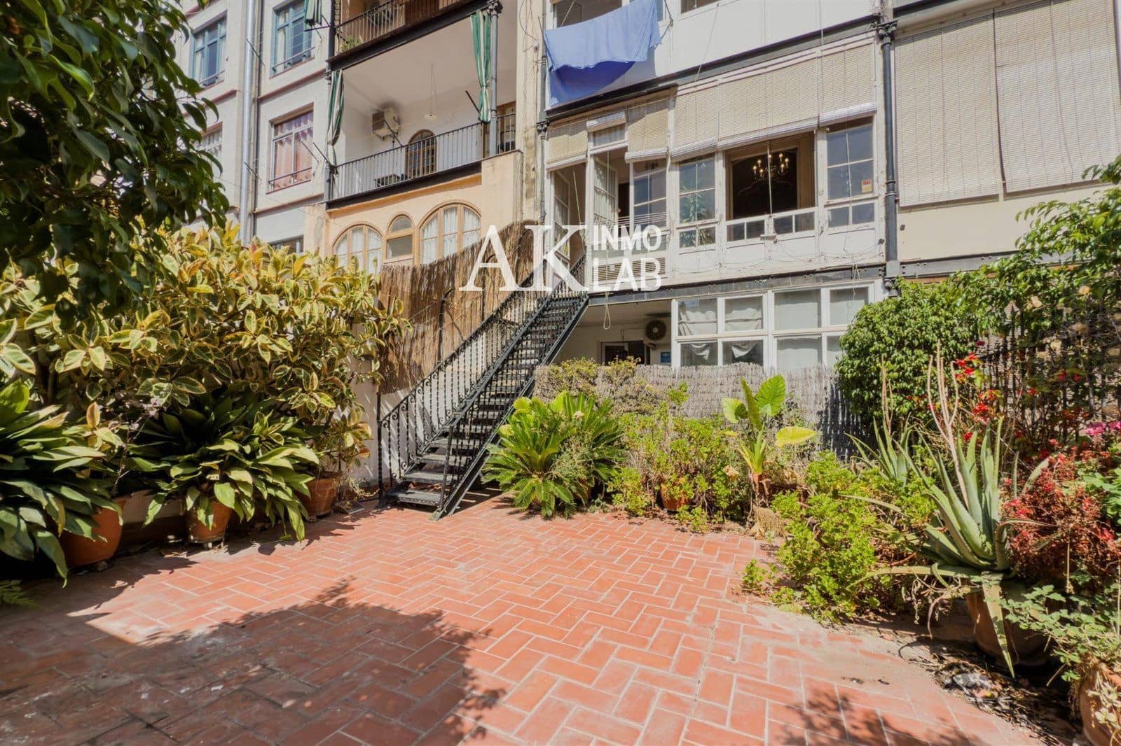 Piso de 3 habitaciones en Barcelona ciudad en venta - 1.550.000 € (Ref: 9646191)