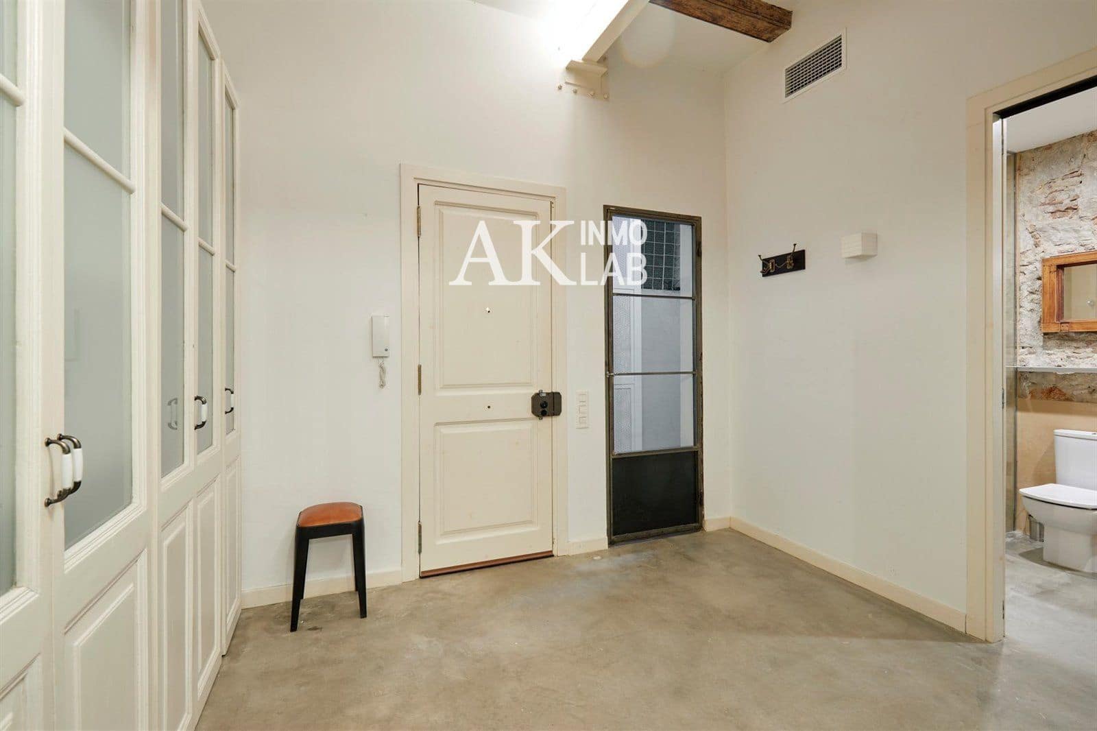 1 bedroom Flat for sale in Barcelona city - € 231,000 (Ref: 9646193)