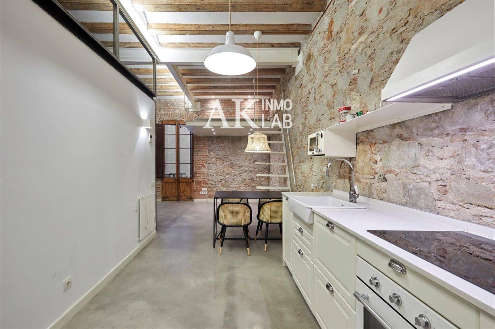 1 bedroom Flat for sale in Barcelona city - € 231,000 (Ref: 9646193)