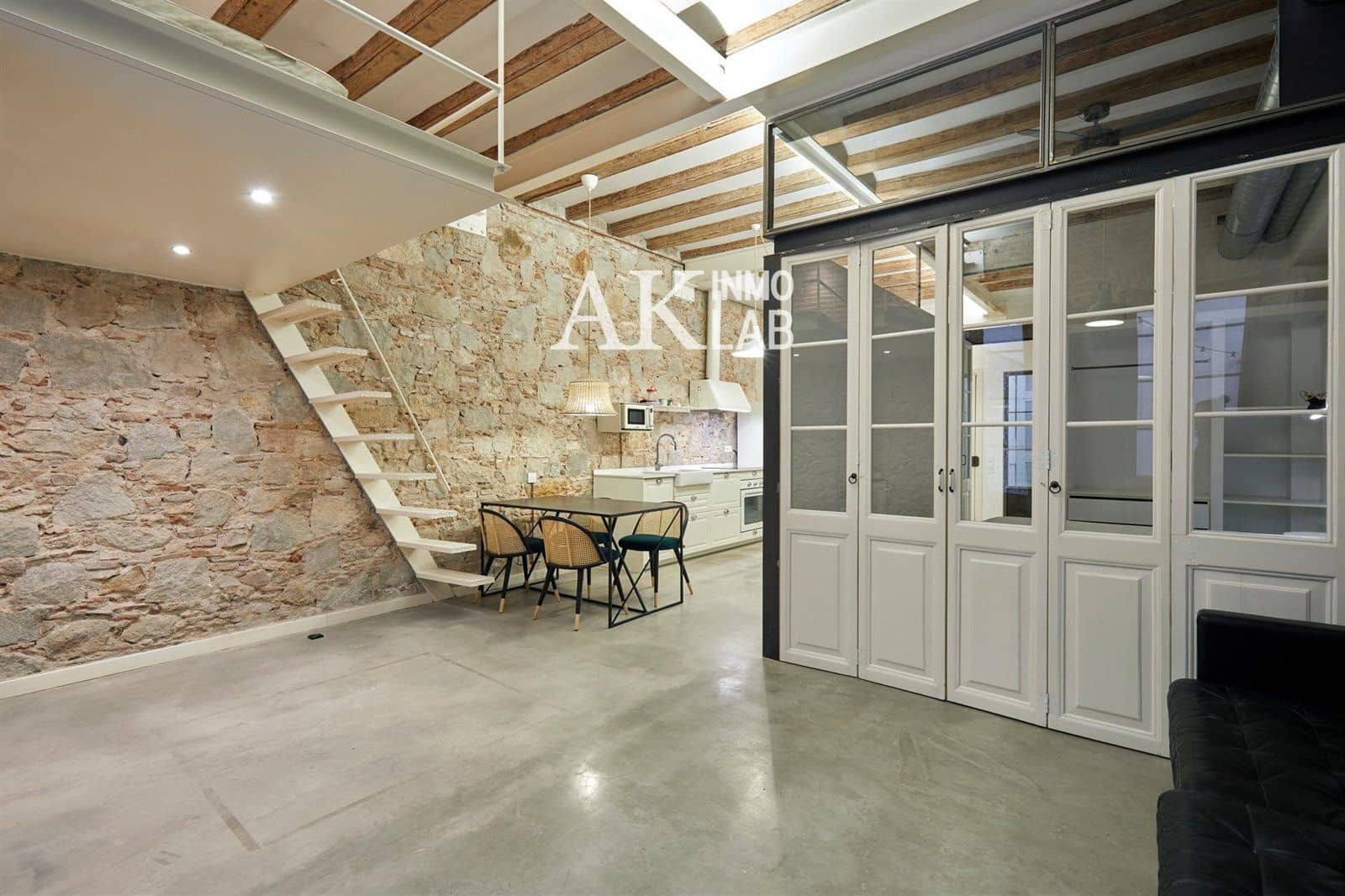 1 bedroom Flat for sale in Barcelona city - € 231,000 (Ref: 9646193)