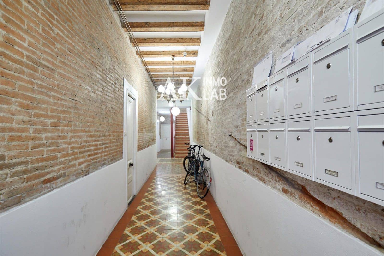 1 bedroom Flat for sale in Barcelona city - € 231,000 (Ref: 9646193)