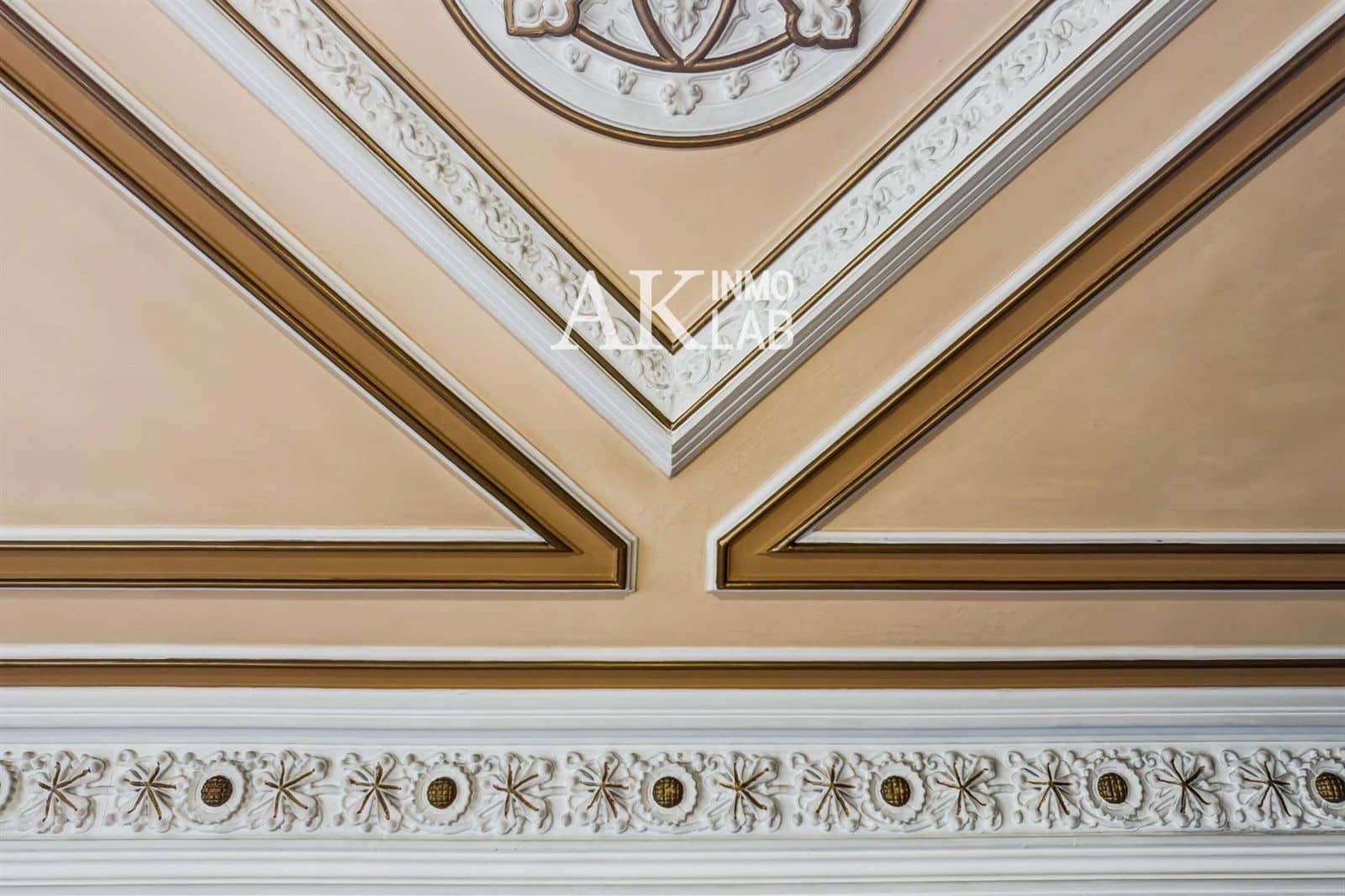 Piso de 3 habitaciones en Barcelona ciudad en venta - 1.570.000 € (Ref: 9646196)