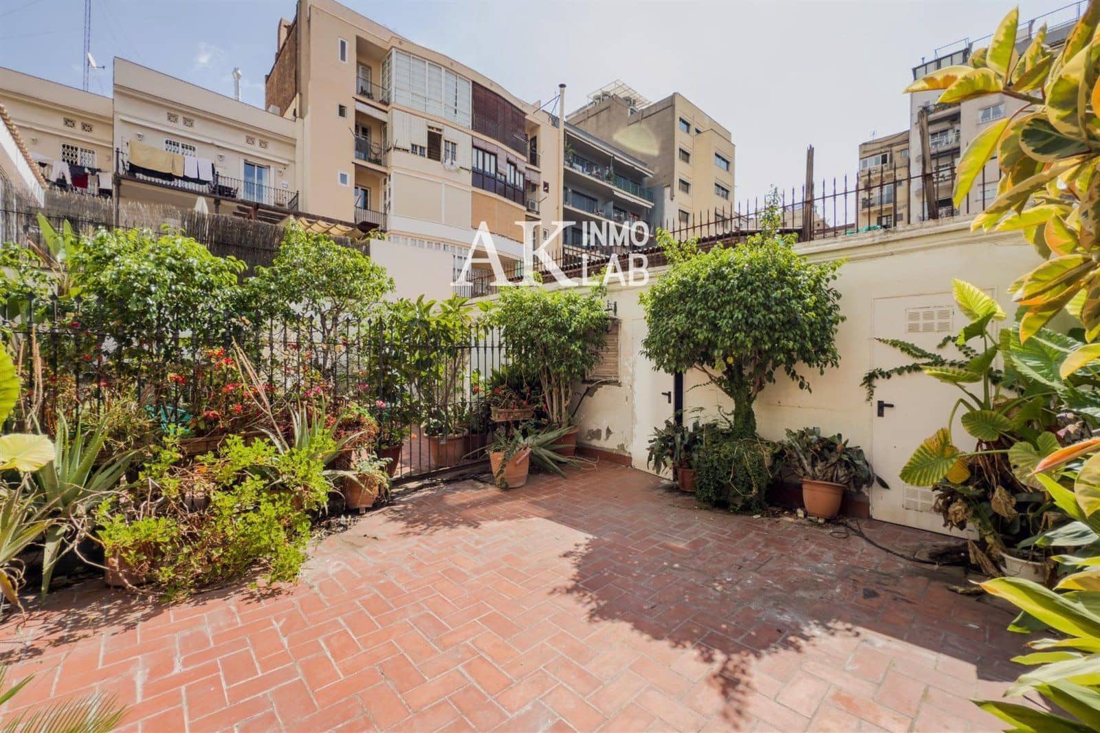 Piso de 3 habitaciones en Barcelona ciudad en venta - 1.570.000 € (Ref: 9646196)