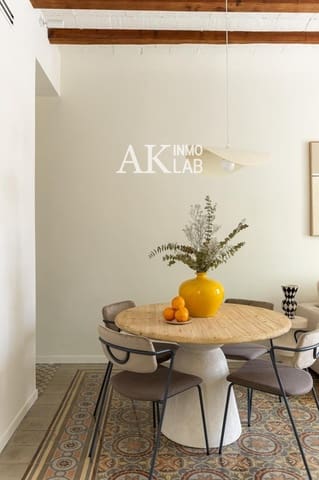 2 sovrum Lägenhet till salu i Sant Antoni, Barcelona stad - 515 000 € (Ref: 9646201)