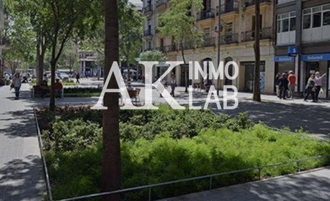 Commercial for sale in Barcelona city - € 355,000 (Ref: 9646202)