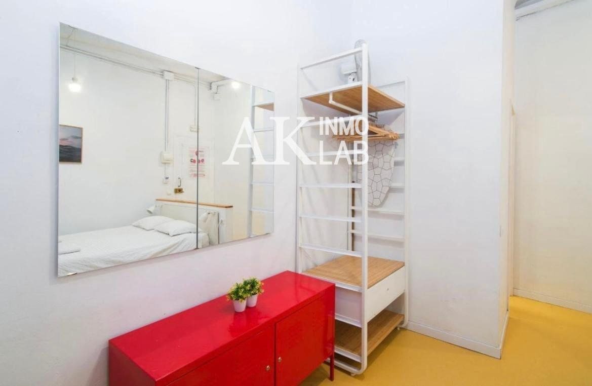 Flat for sale in Barcelona city - € 930,000 (Ref: 9646203)