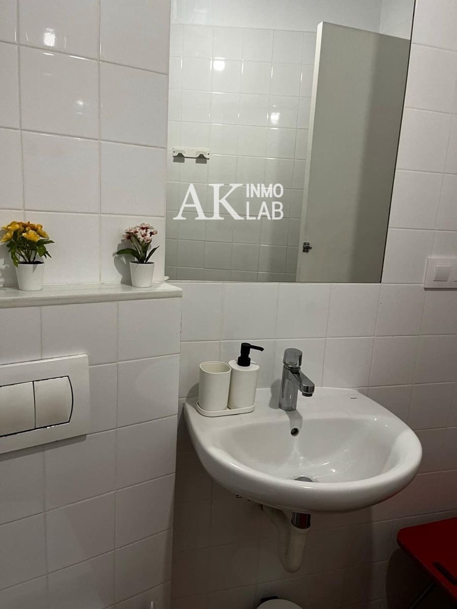 Flat for sale in Barcelona city - € 930,000 (Ref: 9646203)