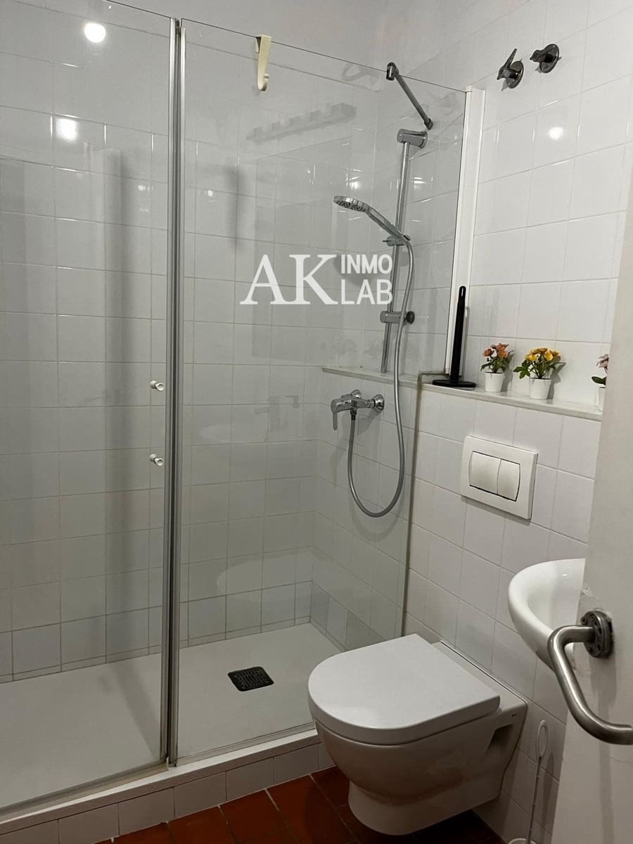 Flat for sale in Barcelona city - € 930,000 (Ref: 9646203)