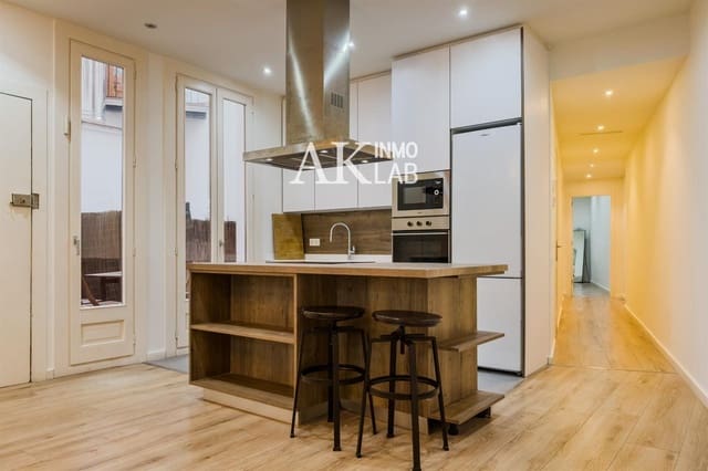 3 quarto Apartamento para venda em Barcelona cidade - 697 000 € (Ref: 9646210)