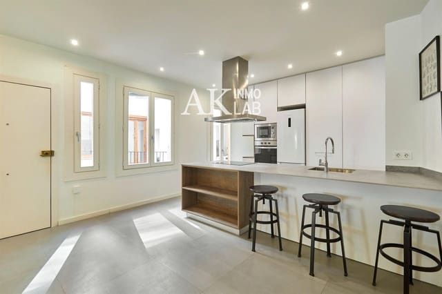 3 soveværelse Lejlighed til salg i Barcelona by - € 789.000 (Ref: 9646211)