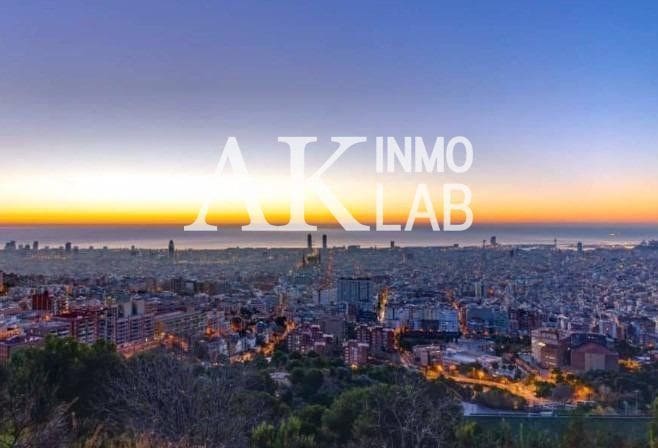 Commercial for sale in Barcelona city - € 380,000 (Ref: 9646212)