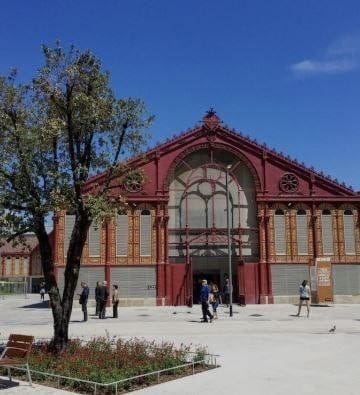 Commercial for sale in Barcelona city - € 380,000 (Ref: 9646212)