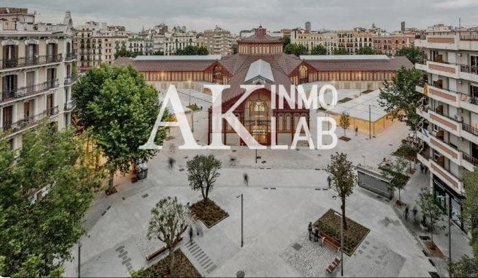 Commercial for sale in Barcelona city - € 380,000 (Ref: 9646212)