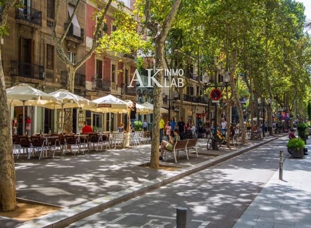 2 soveværelse Lejlighed til salg i El Poblenou, Barcelona by - € 139.000 (Ref: 9646214)