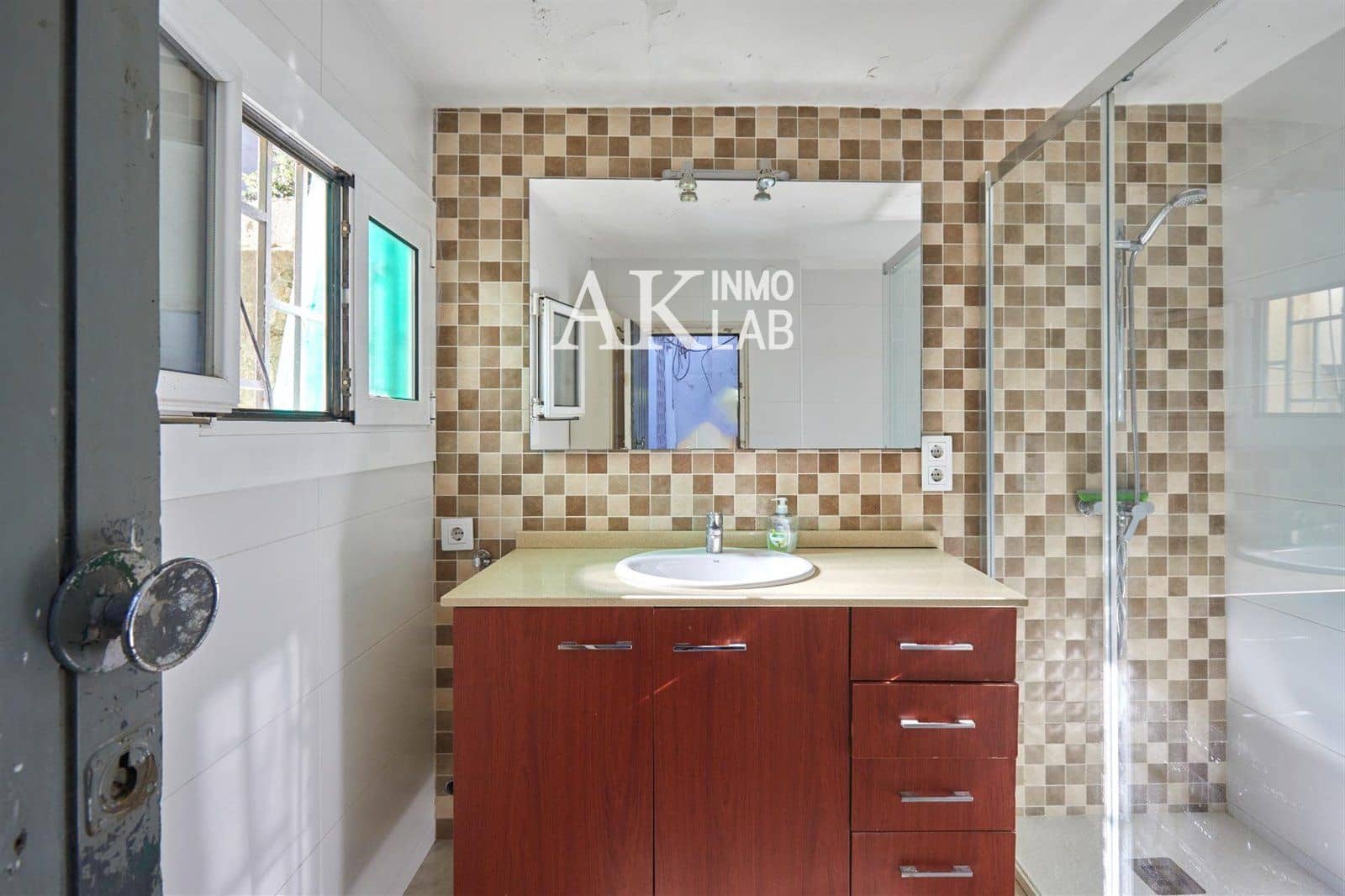 2 soverom Villa til salgs i Barcelona by - € 595 000 (Ref: 9646216)