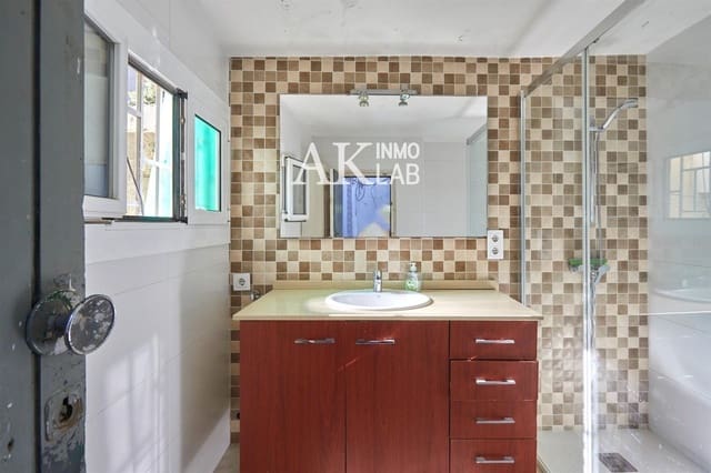 2 soverom Villa til salgs i Sant Gervasi - La Bonanova, Barcelona by - € 595 000 (Ref: 9646216)