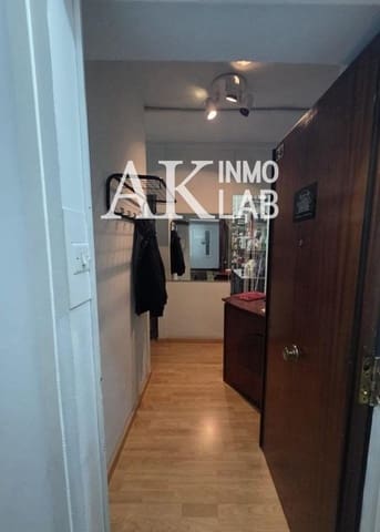 Kaupallinen vuokrattavana paikassa Eixample, Barcelona kaupunki - 850 € (Ref: 9646219)