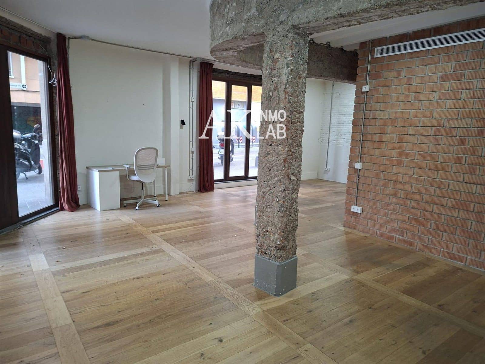 Commerciale da affittare in Barcelona citta - 1.400 € (Rif: 9646220)