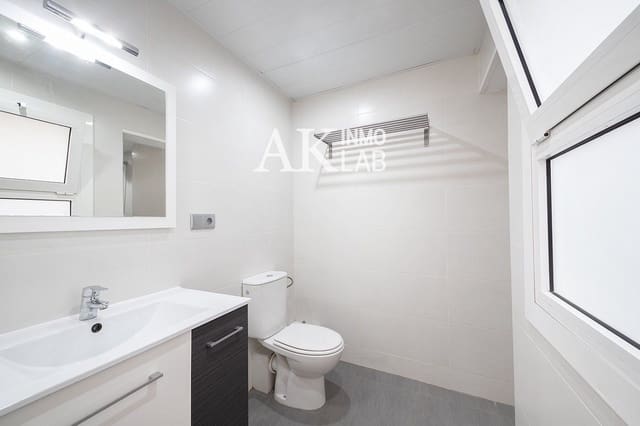 1 sovrum Lägenhet till salu i El Raval, Barcelona stad - 164 000 € (Ref: 9669619)