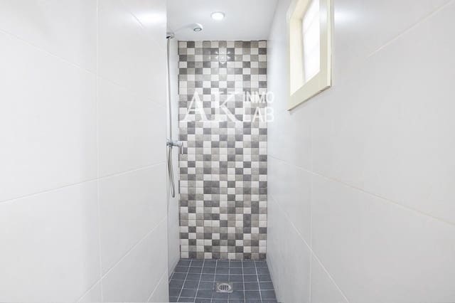 1 sovrum Lägenhet till salu i El Raval, Barcelona stad - 164 000 € (Ref: 9669619)