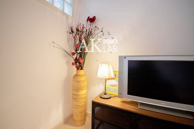 1 sovrum Lägenhet till salu i El Raval, Barcelona stad - 164 000 € (Ref: 9669619)