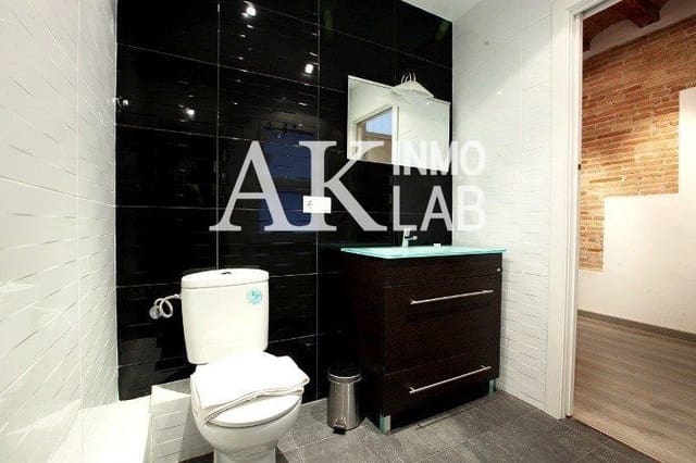 1 soveværelse Lejlighed til salg i El Raval, Barcelona by - € 164.000 (Ref: 9669621)