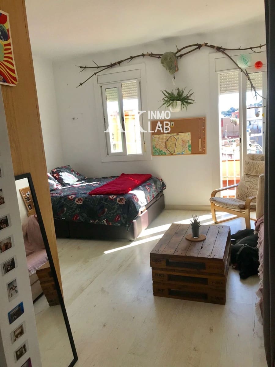 1 sovrum Lägenhet till salu i Barcelona stad - 175 000 € (Ref: 9675980)