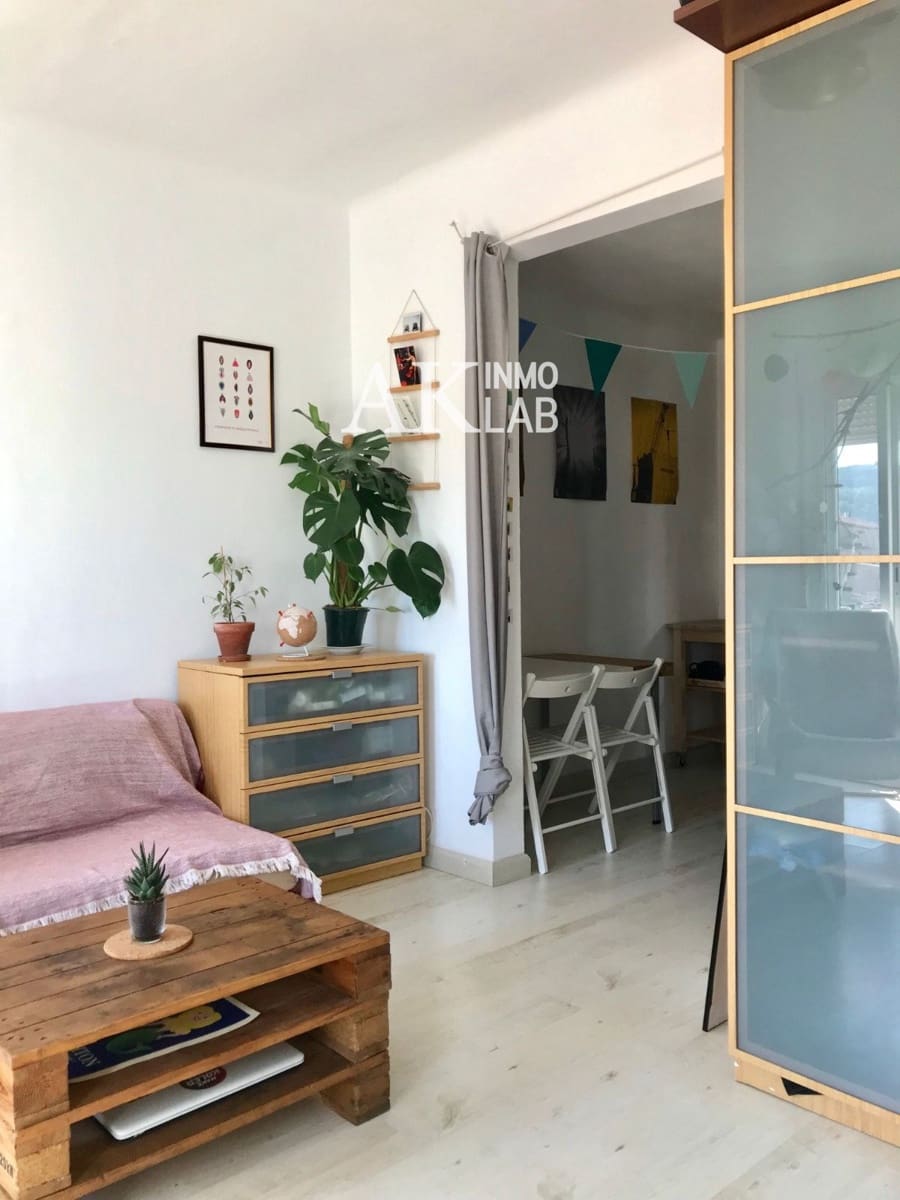 1 sovrum Lägenhet till salu i Barcelona stad - 175 000 € (Ref: 9675980)