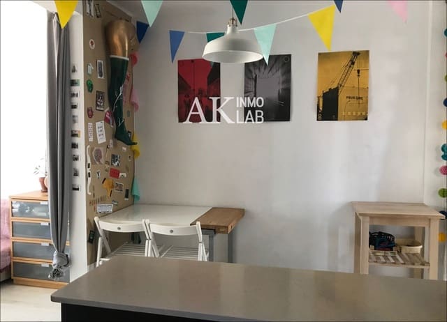 1 sovrum Lägenhet till salu i Barcelona stad - 175 000 € (Ref: 9675980)