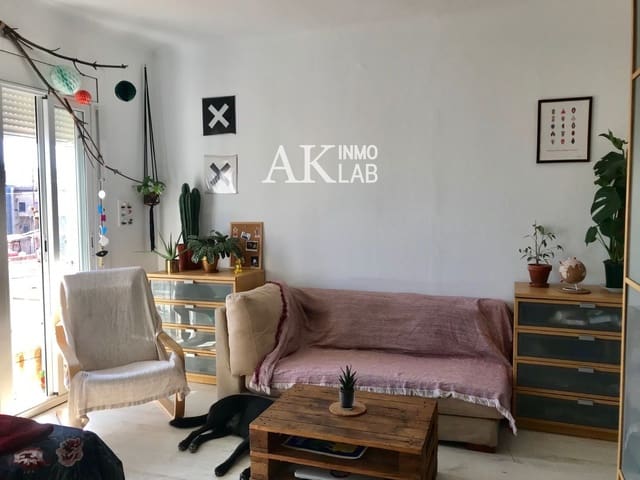 1 sovrum Lägenhet till salu i Barcelona stad - 175 000 € (Ref: 9675980)