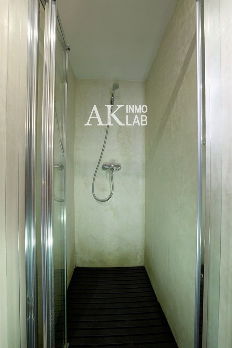 2 slaapkamer Flat te koop in Barcelona stad - € 310.000 (Ref: 9676508)