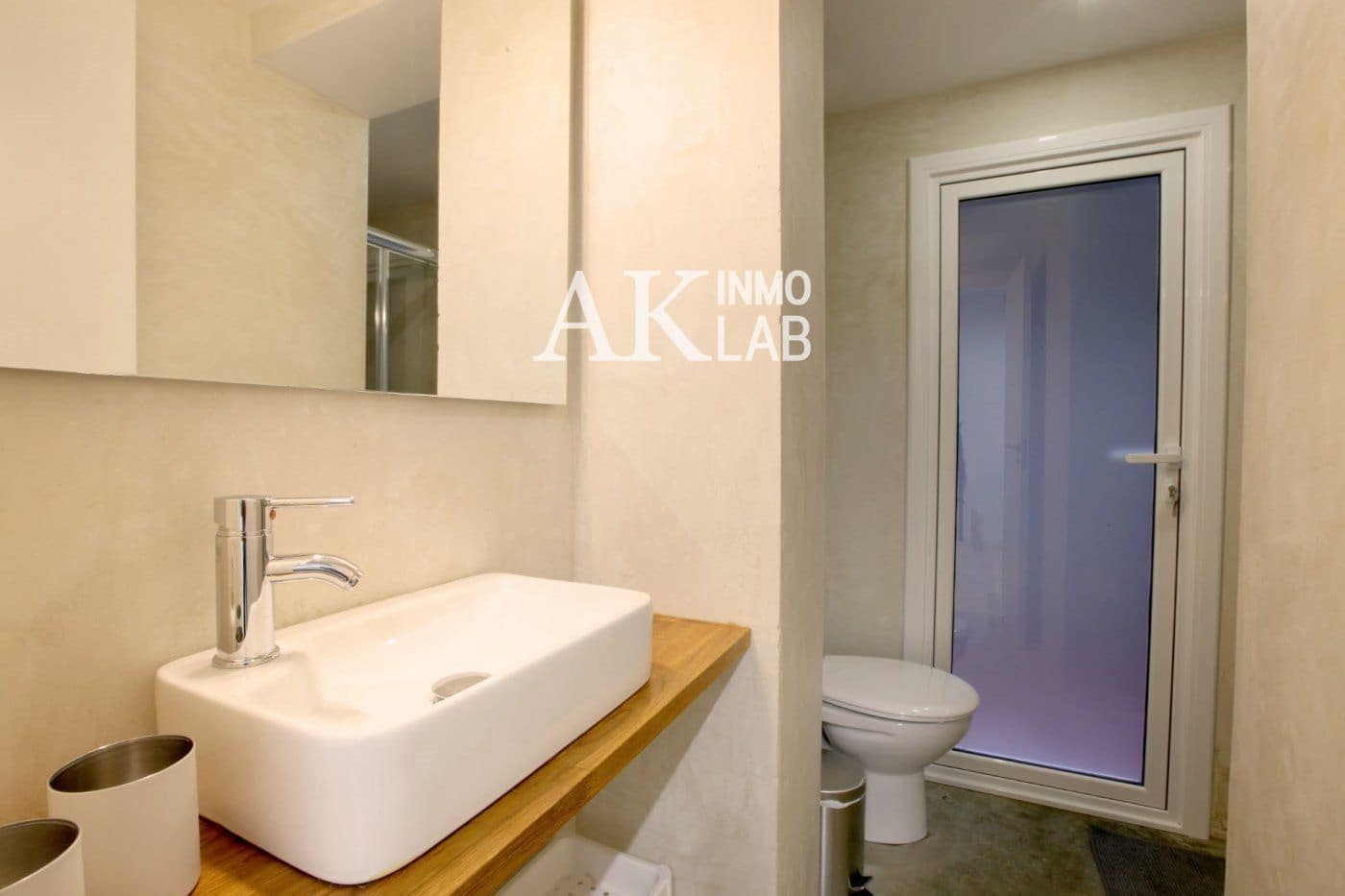 2 slaapkamer Flat te koop in Barcelona stad - € 310.000 (Ref: 9676508)