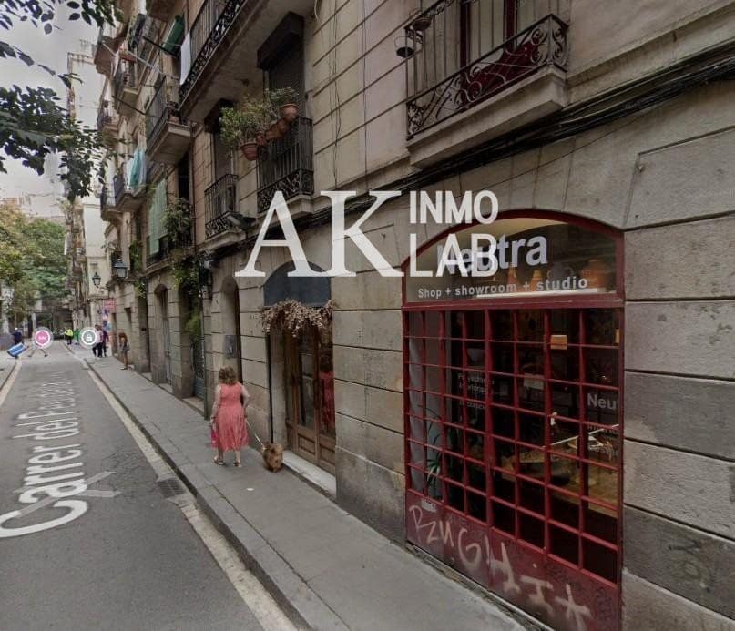 Local Commercial à louer à Barcelone ville - 1 300 € (Ref: 9694277)
