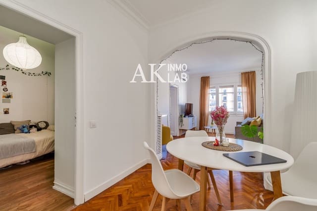 Piso de 3 habitaciones en Barcelona ciudad en venta - 470.000 € (Ref: 9708178)