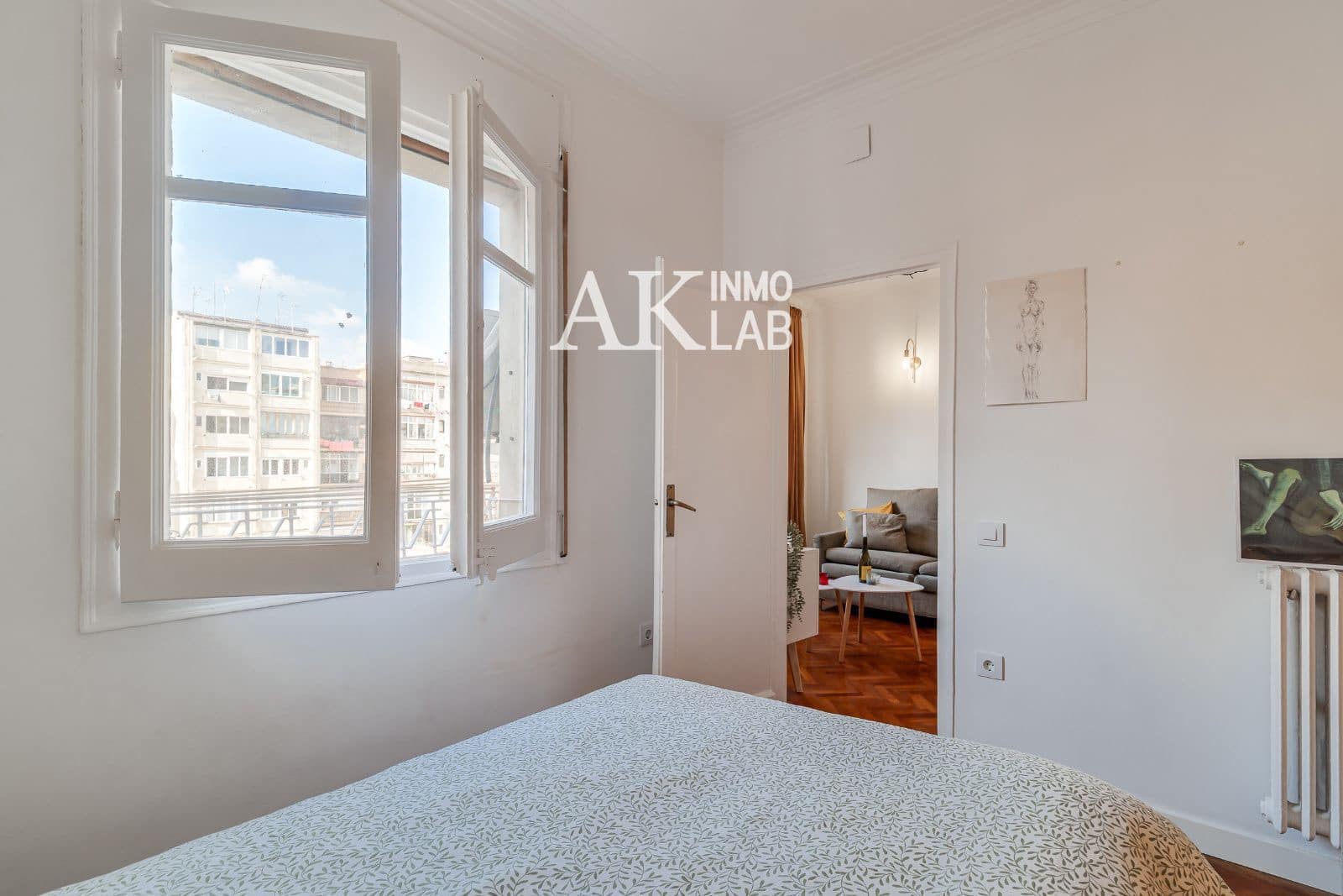 Piso de 3 habitaciones en Barcelona ciudad en venta - 470.000 € (Ref: 9708178)