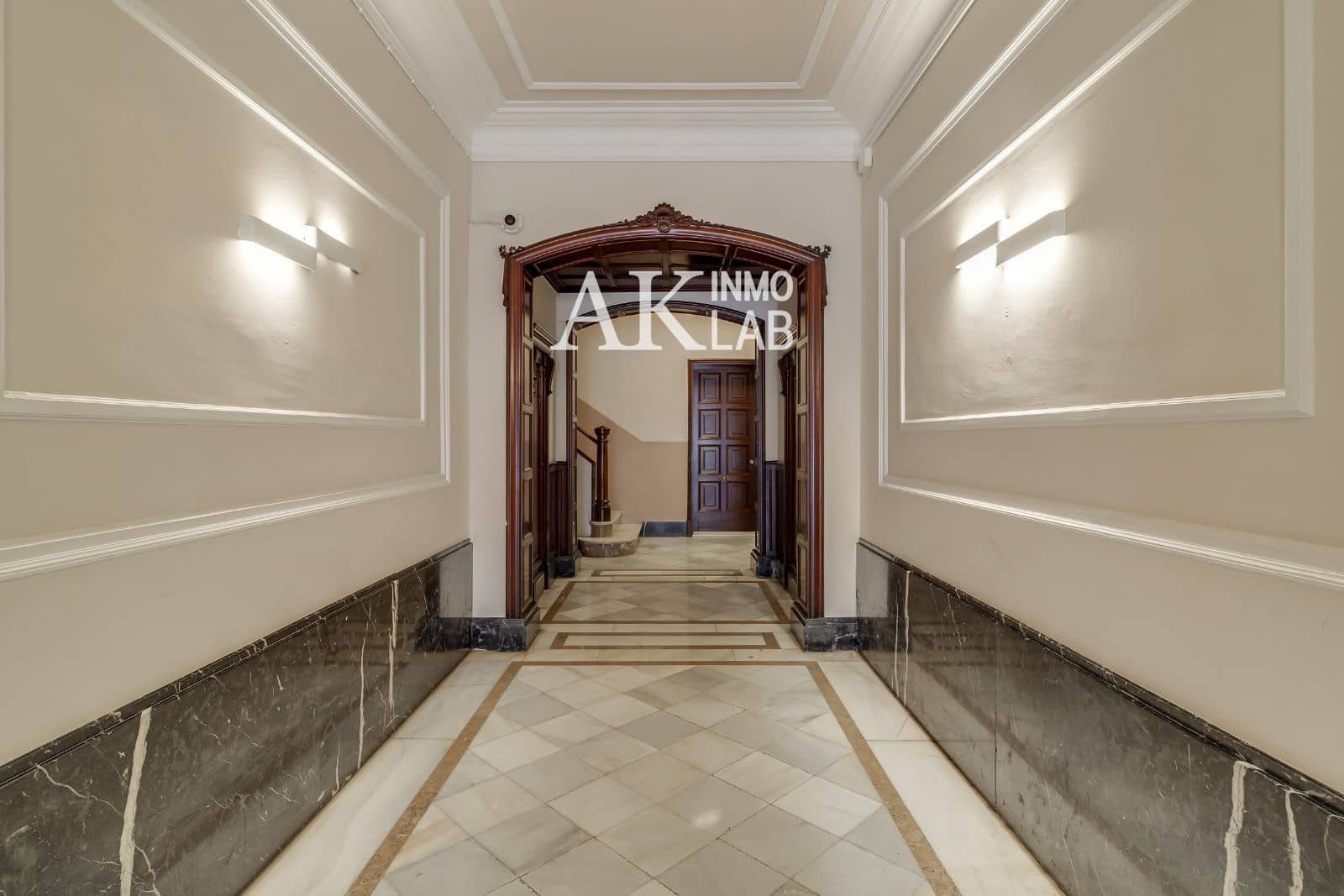 Piso de 3 habitaciones en Barcelona ciudad en venta - 470.000 € (Ref: 9708178)