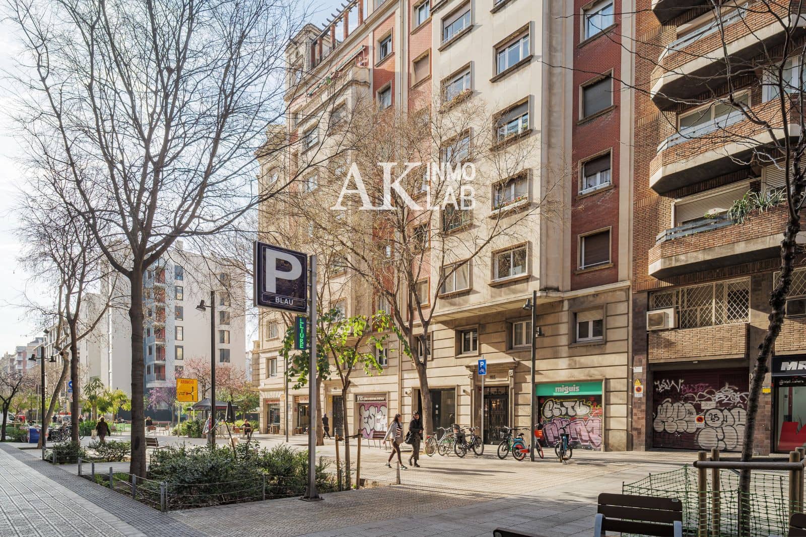 Piso de 3 habitaciones en Barcelona ciudad en venta - 470.000 € (Ref: 9708178)
