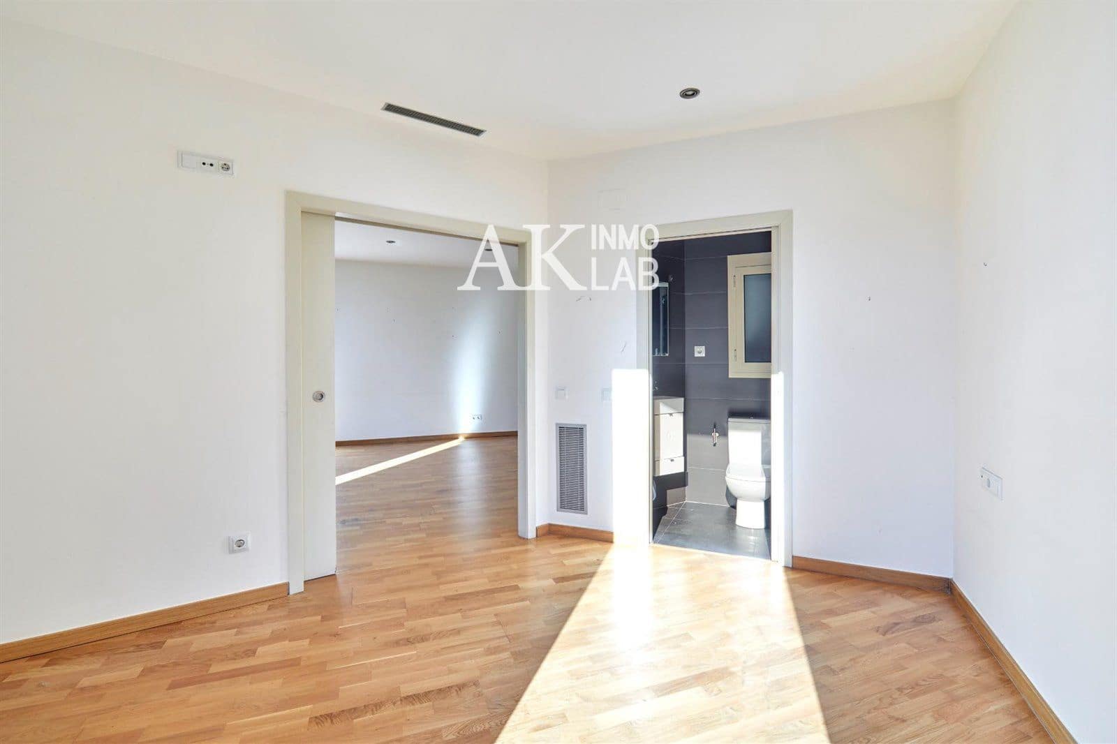 2 makuuhuone Asunto myytävänä paikassa Barcelona kaupunki - 640 000 € (Ref: 9715678)