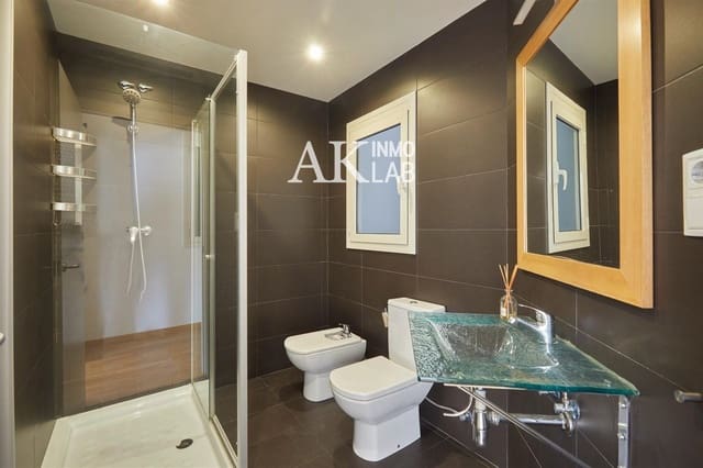 2 makuuhuone Asunto myytävänä paikassa Barcelona kaupunki - 640 000 € (Ref: 9715678)