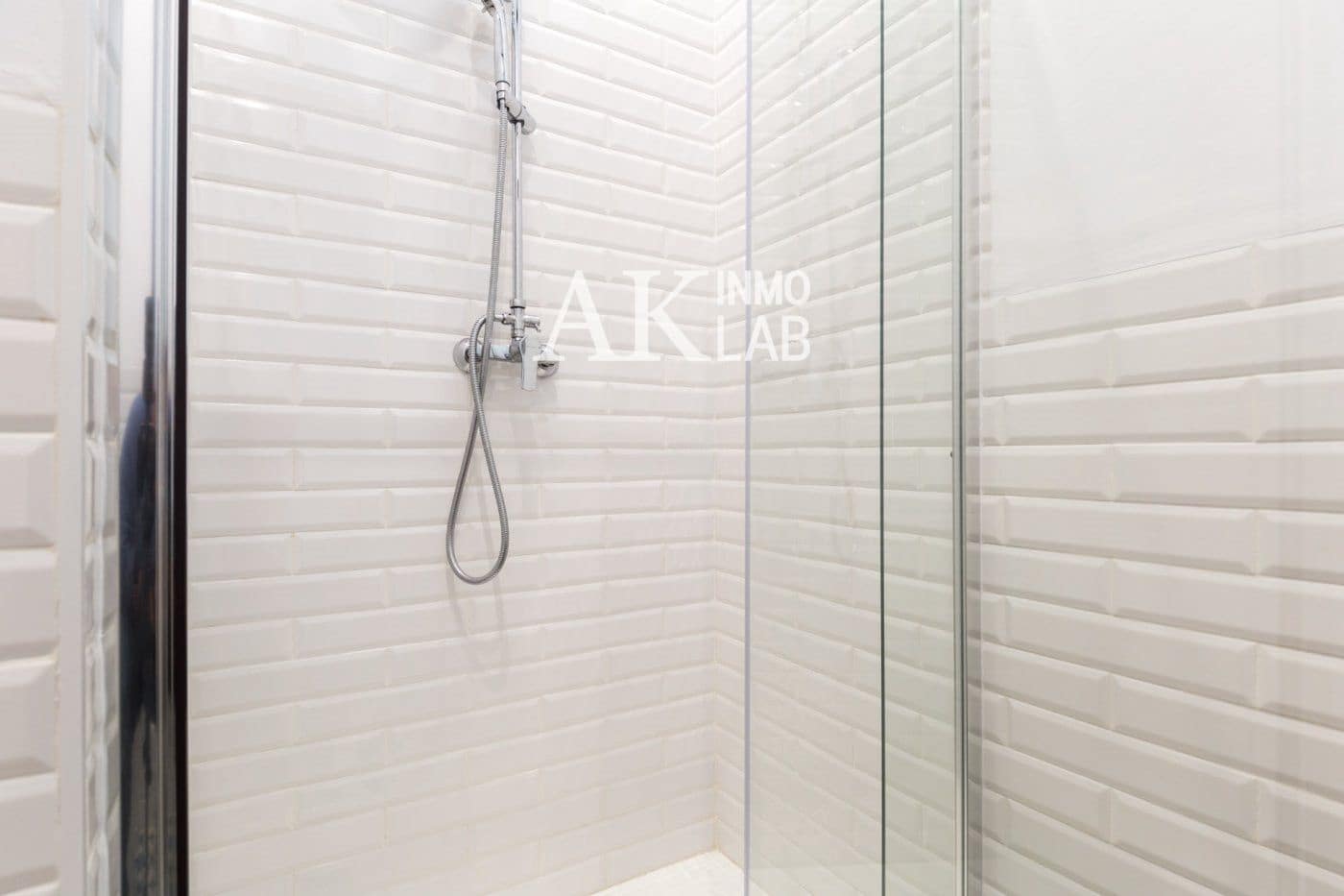 Piso en Barcelona ciudad en venta - 256.400 € (Ref: 9730841)