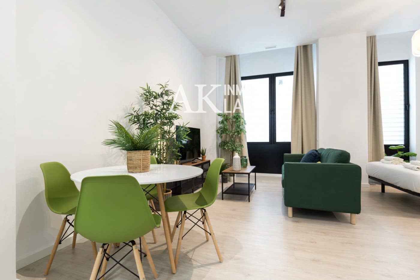 Piso en Barcelona ciudad en venta - 256.400 € (Ref: 9730841)