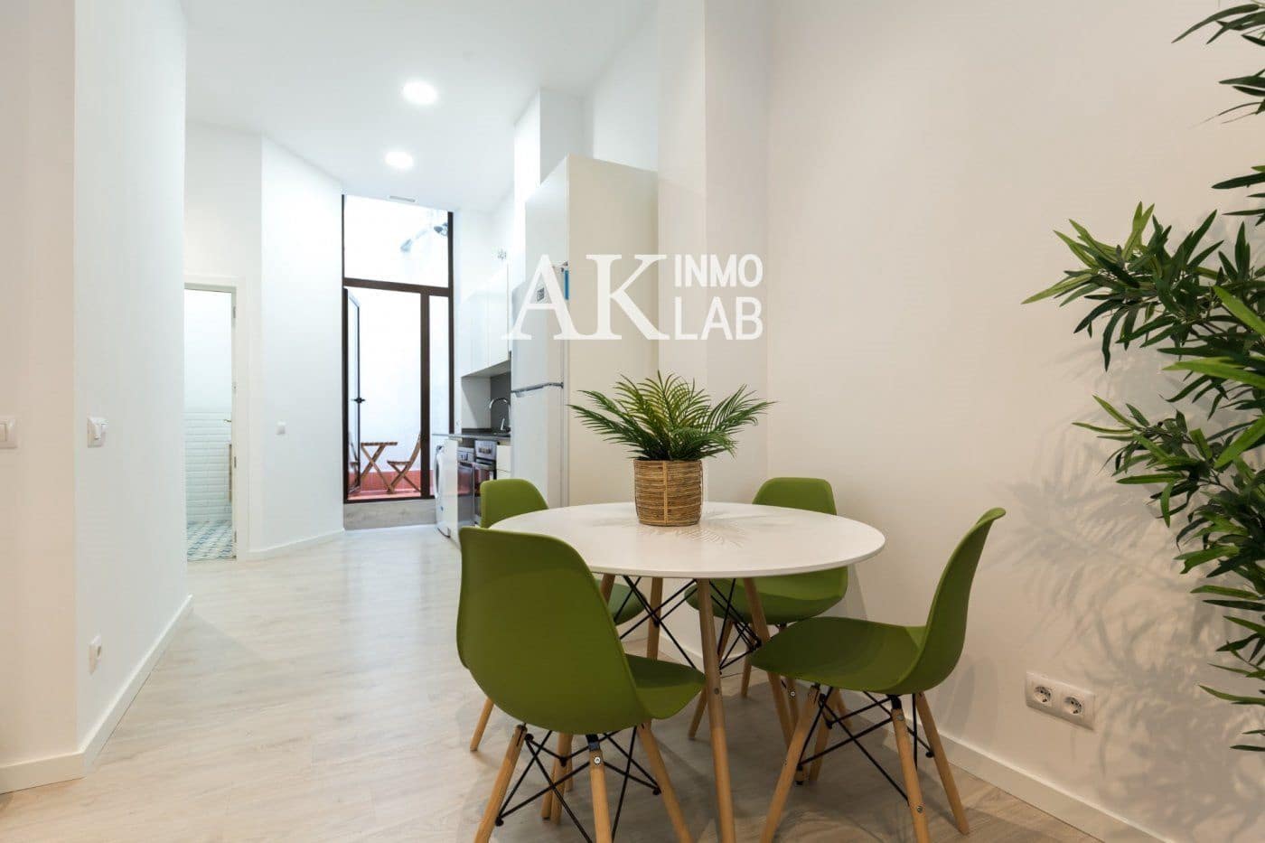 Piso en Barcelona ciudad en venta - 256.400 € (Ref: 9730841)